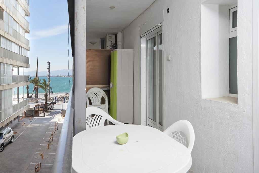 Differentflats Acantilados Salou Room photo